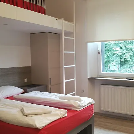 Ambrozic Πανσιόν