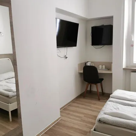 阿姆布罗吉客旅馆 * 卢布尔雅那