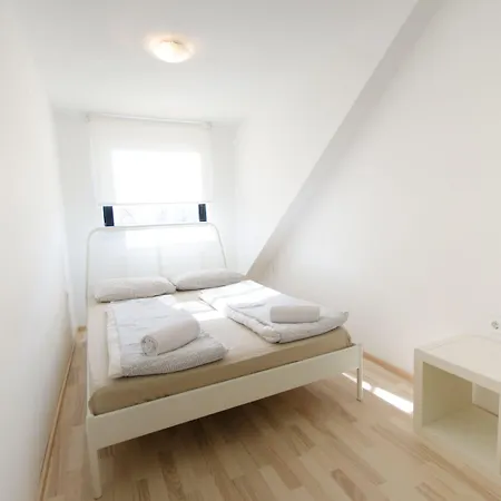 阿姆布罗吉客旅馆 * 卢布尔雅那