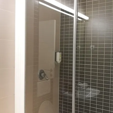 阿姆布罗吉客旅馆 招待所