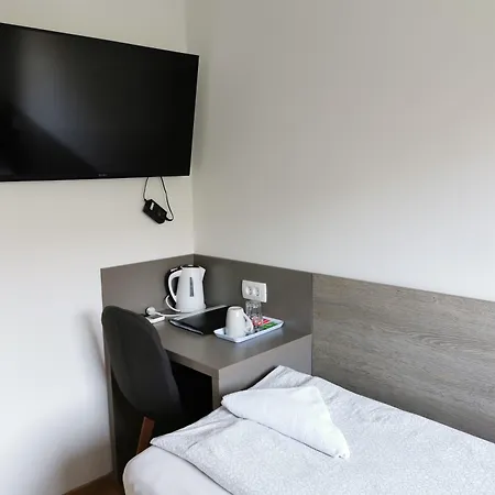 阿姆布罗吉客旅馆 招待所 *