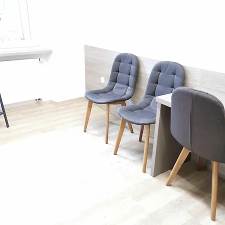 招待所 阿姆布罗吉客旅馆 *