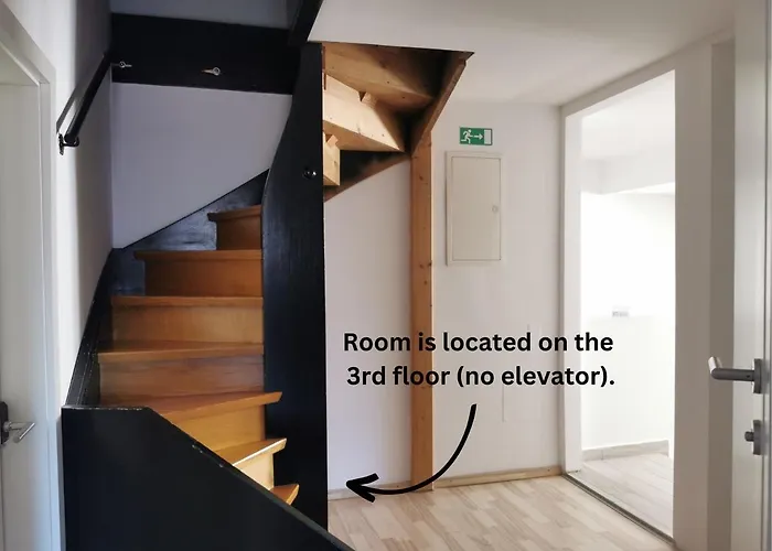 ルームズ アンブロジッチ