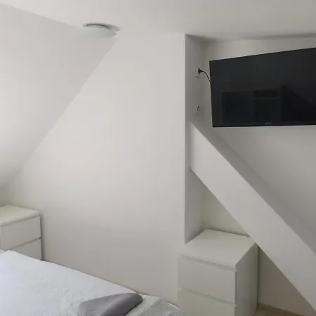 게스트하우스 룸스 암브로지체