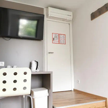 룸스 암브로지체 *